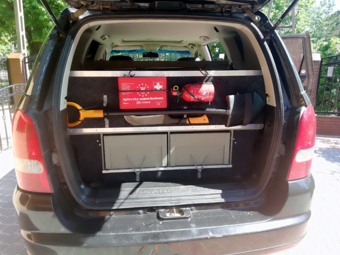 Zabudowa wyprawowa z łóżkiem TOSTER 01