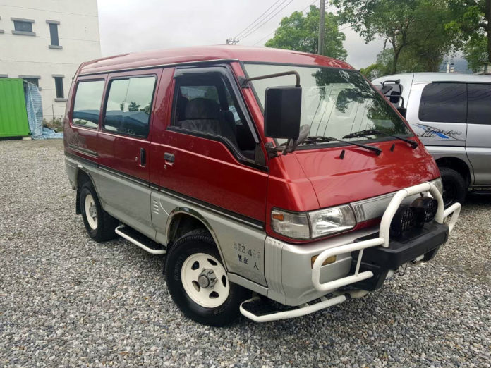 Sprzedam Mitsubishi L300 Delica 4×4